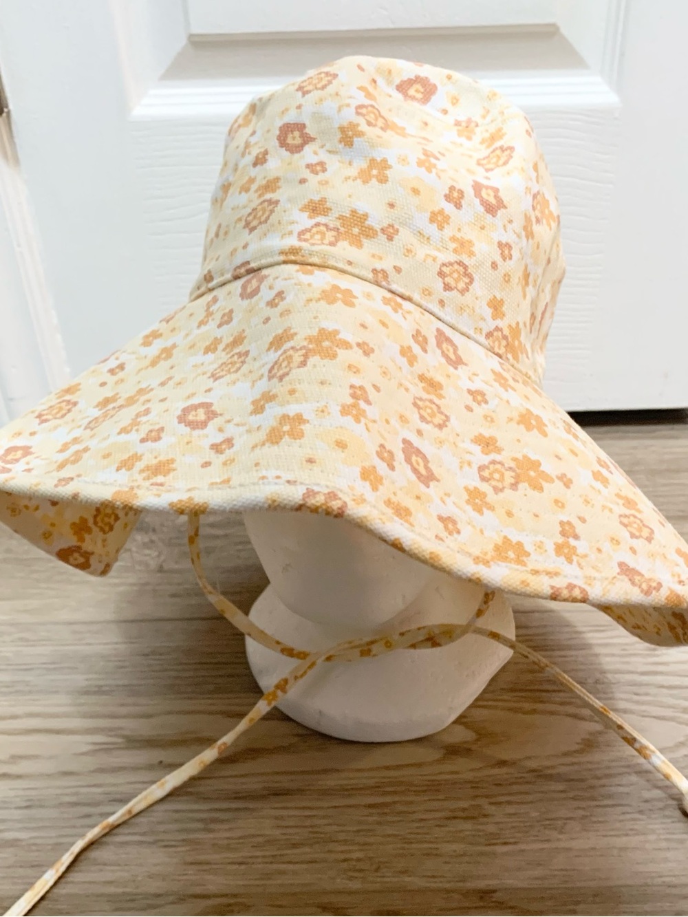 Lack of Color Peach Bloom Floral Cotton Holiday Bucket Hat S/M